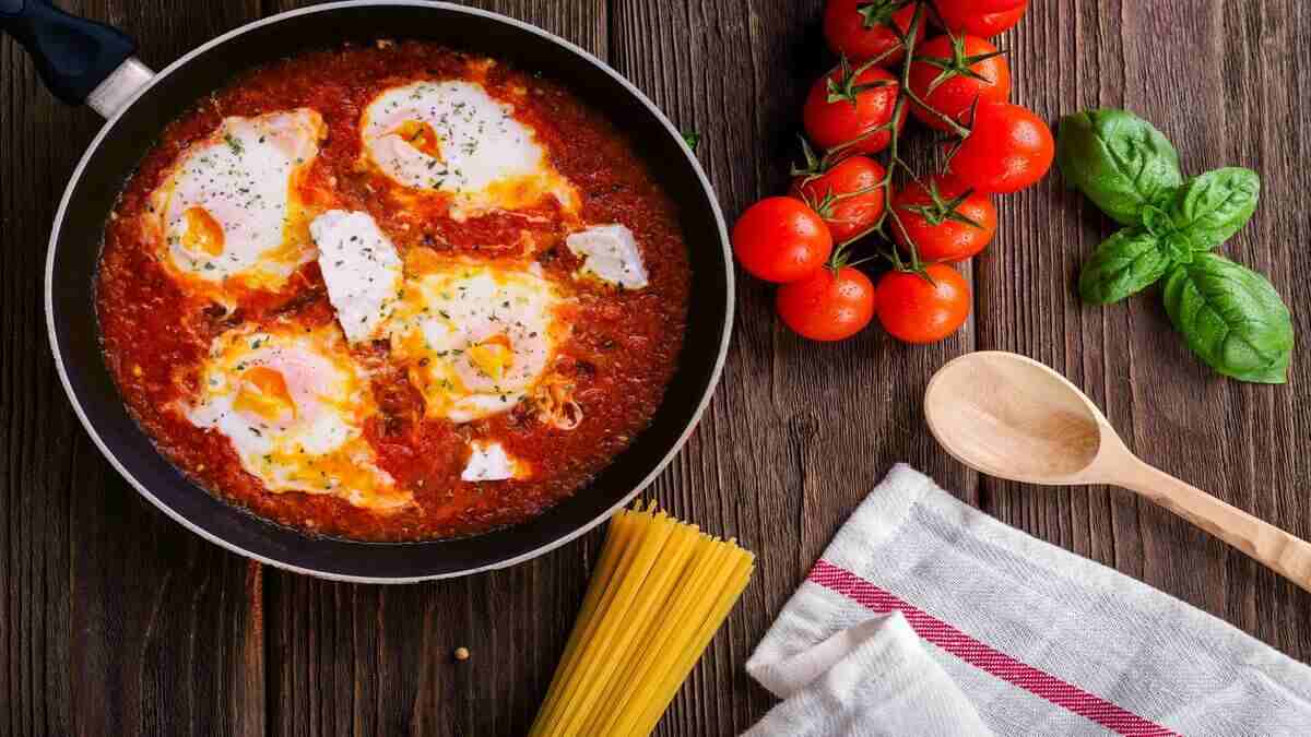 Chili Eggs Recipe: A Spicy and Flavorful Twist on a Classic Dish