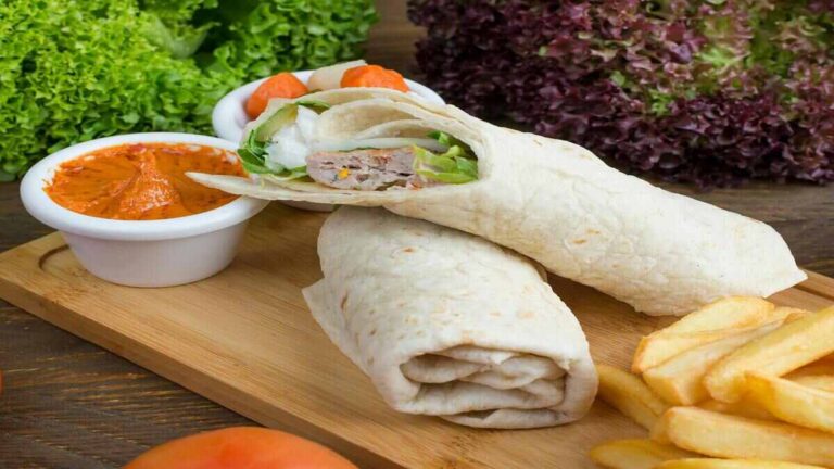 Caesar Salad Wraps recipe: A Fresh and Flavorful Meal On-The-Go