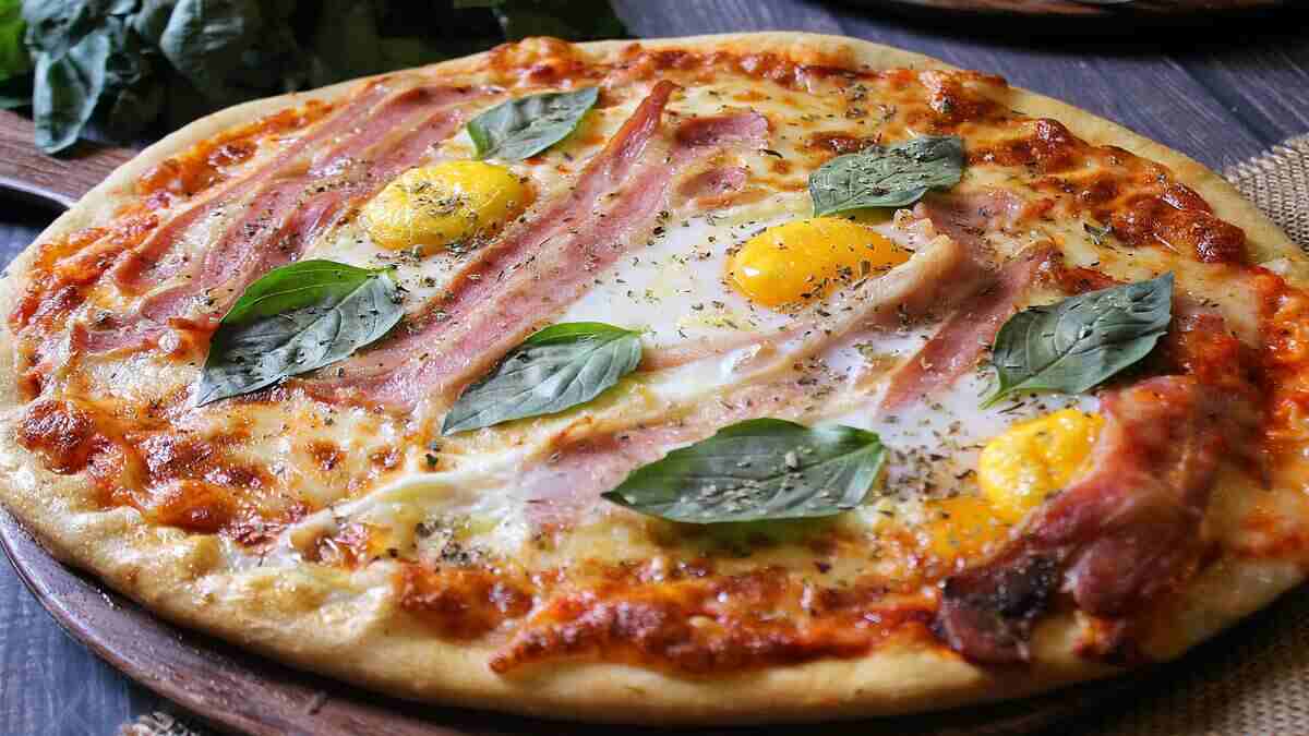 [Egg Pizza Recipe: A Unique and Protein-Packed Twist on Traditional Pizza