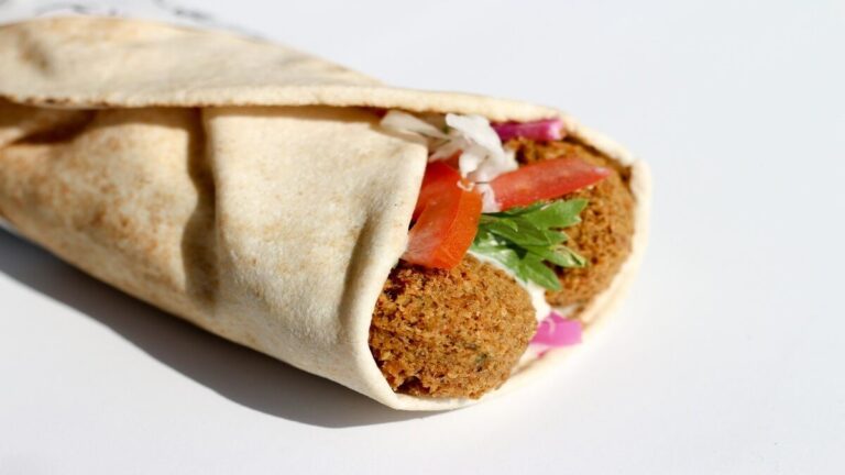 Falafel with Hummus Recipe: A Delicious and Nutritious Delight