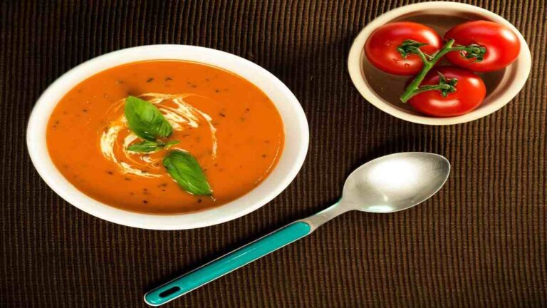 The Ultimate Guide to Tomato Basil Soup Recipe: A Comforting Classic