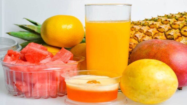 Pineapple Mint Juice Recipe: A Refreshing and Nutrient-Packed Beverage
