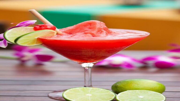 City Margarita Recipe: A Modern Twist on a Classic Cocktail
