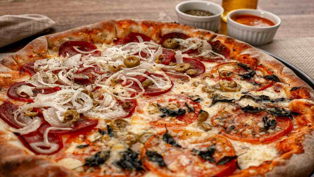 Sweet Tomatoes Chimichurri Pizza Sauce Recipe: A Flavorful Twist to Your Pizza Night