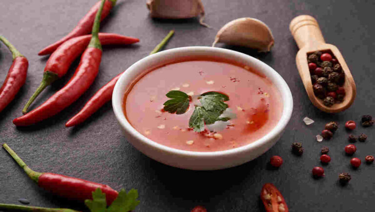 Thai Chili Oil Recipe: The Perfect Spicy Condiment