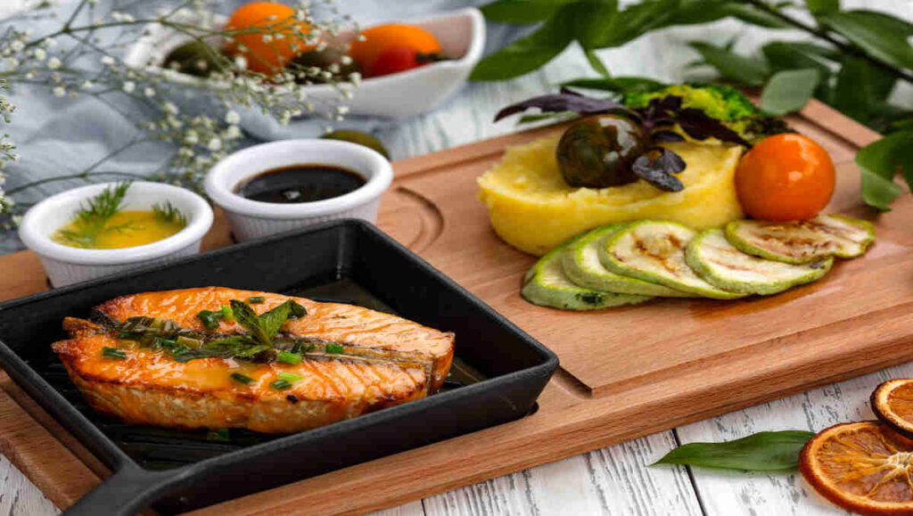 "5 Classic New Orleans Redfish Recipes (Blackened Magic, Courtbouillon & More!)